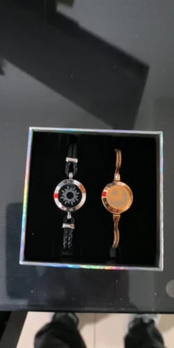 Customer photo review of Long-distance bracelets Light + Vibration