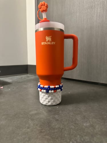 Customer photo review of WHITE CHECKERS Tumbler Boot -fits 20-40oz New!