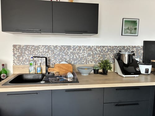 Customer photo review of Crédence Adhésive - Mosaïque Petit Hexagone Bleu Gris beige