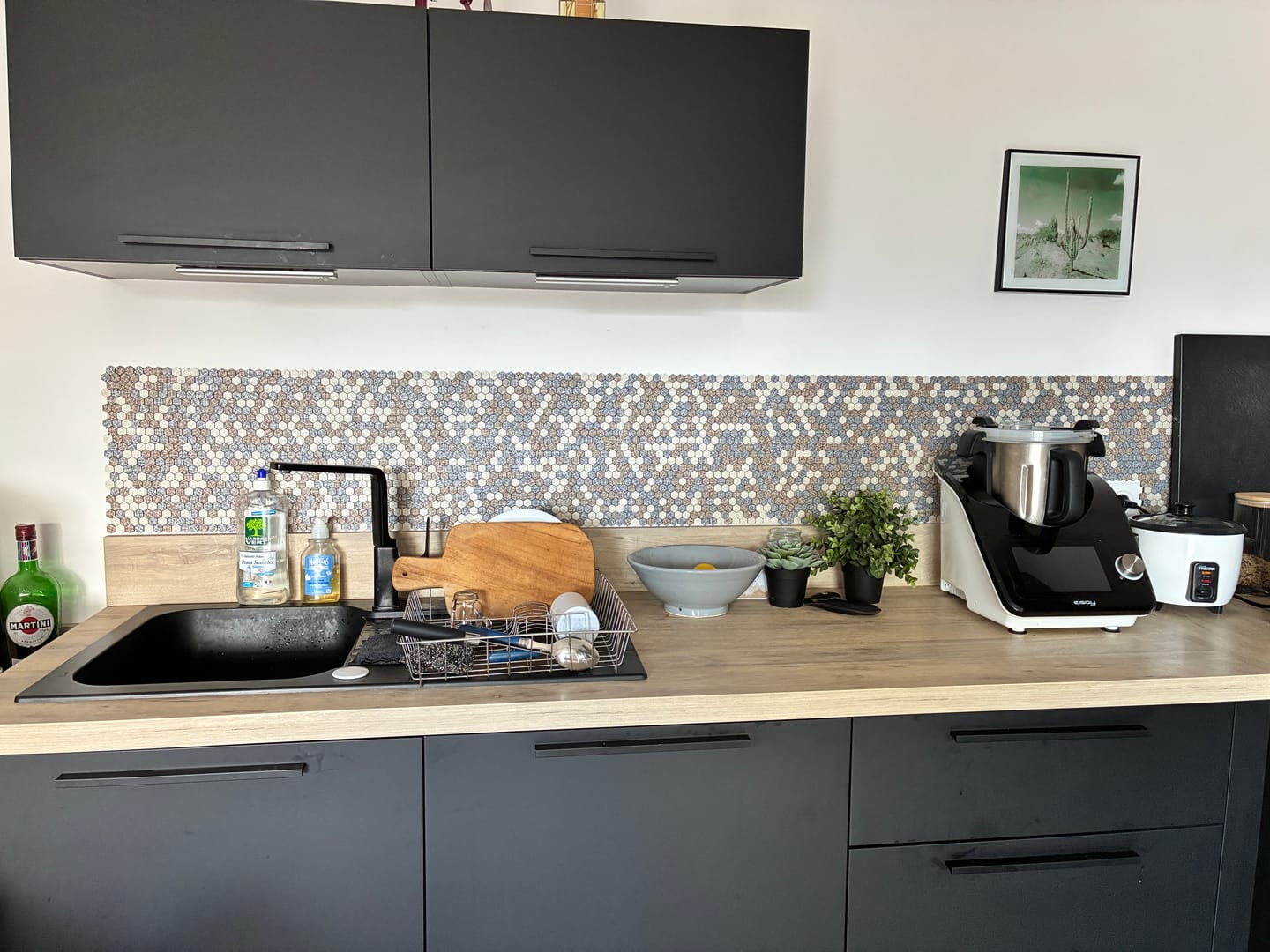 Customer photo review of Crédence Adhésive - Mosaïque Petit Hexagone Bleu Gris beige