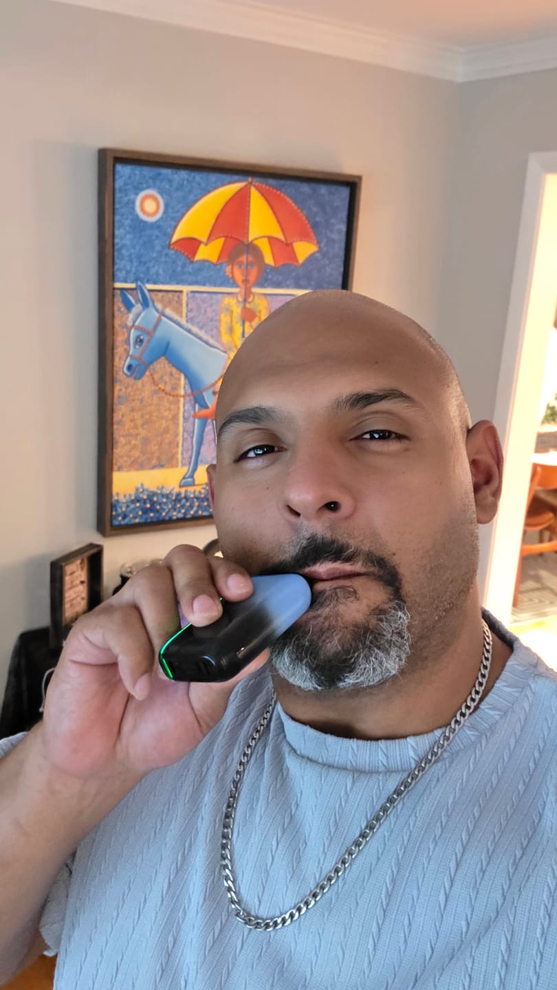 Customer photo review of Veil Bar Pro EVO