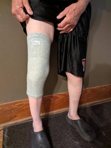 Customer photo review of Premium Bamboo Knee Sleeve (Single)