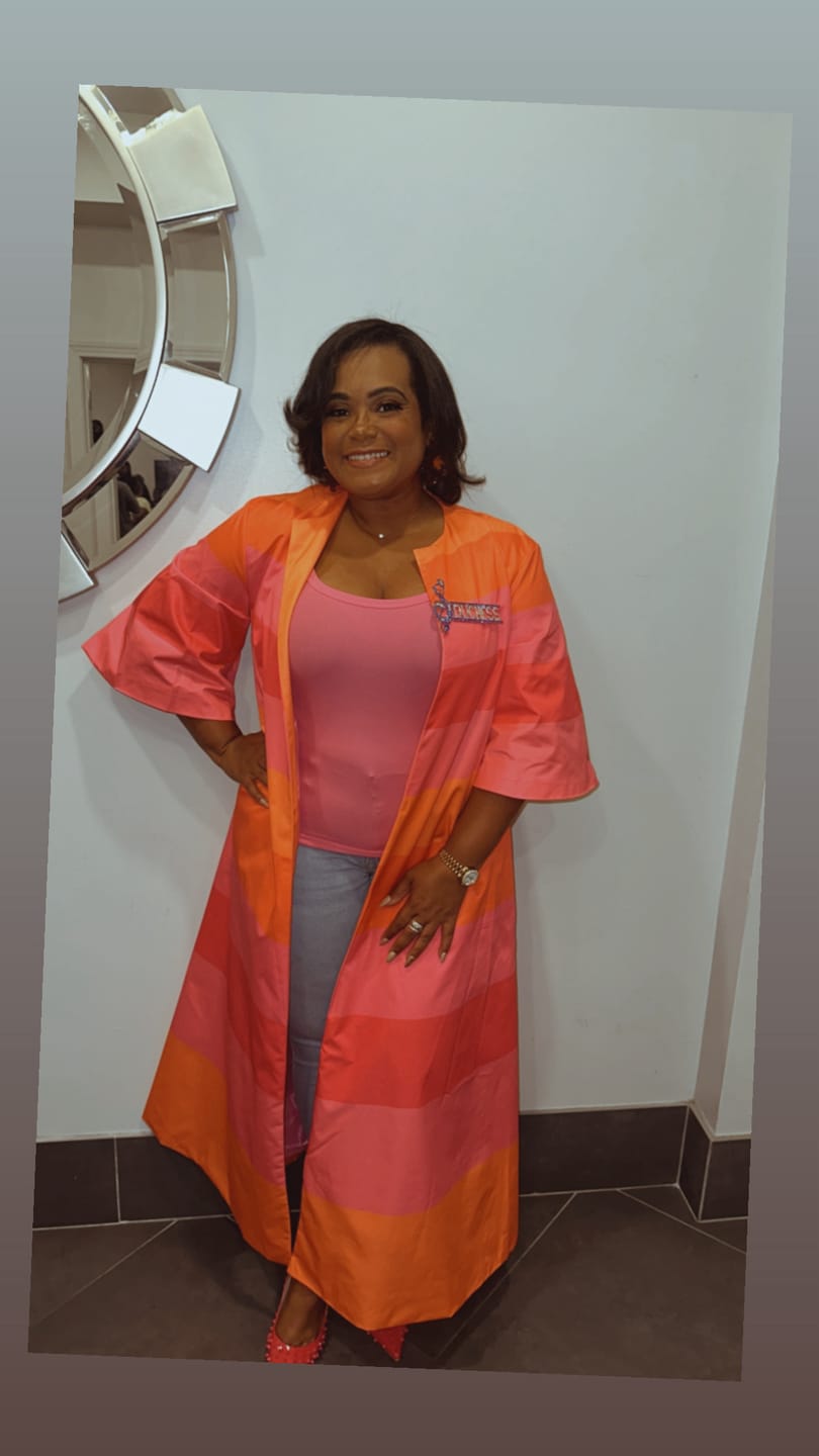 Customer photo review of Loose Short Sleeves Contrast Color Striped Jackets&Coats Outerwear
