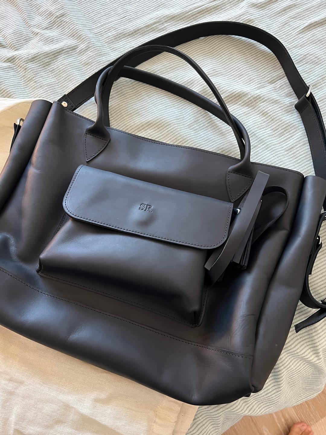 Customer photo review of Tote Bag With Trolley Sleeve
