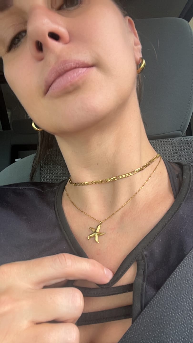 Customer photo review of Starfish Necklace (Bundle)