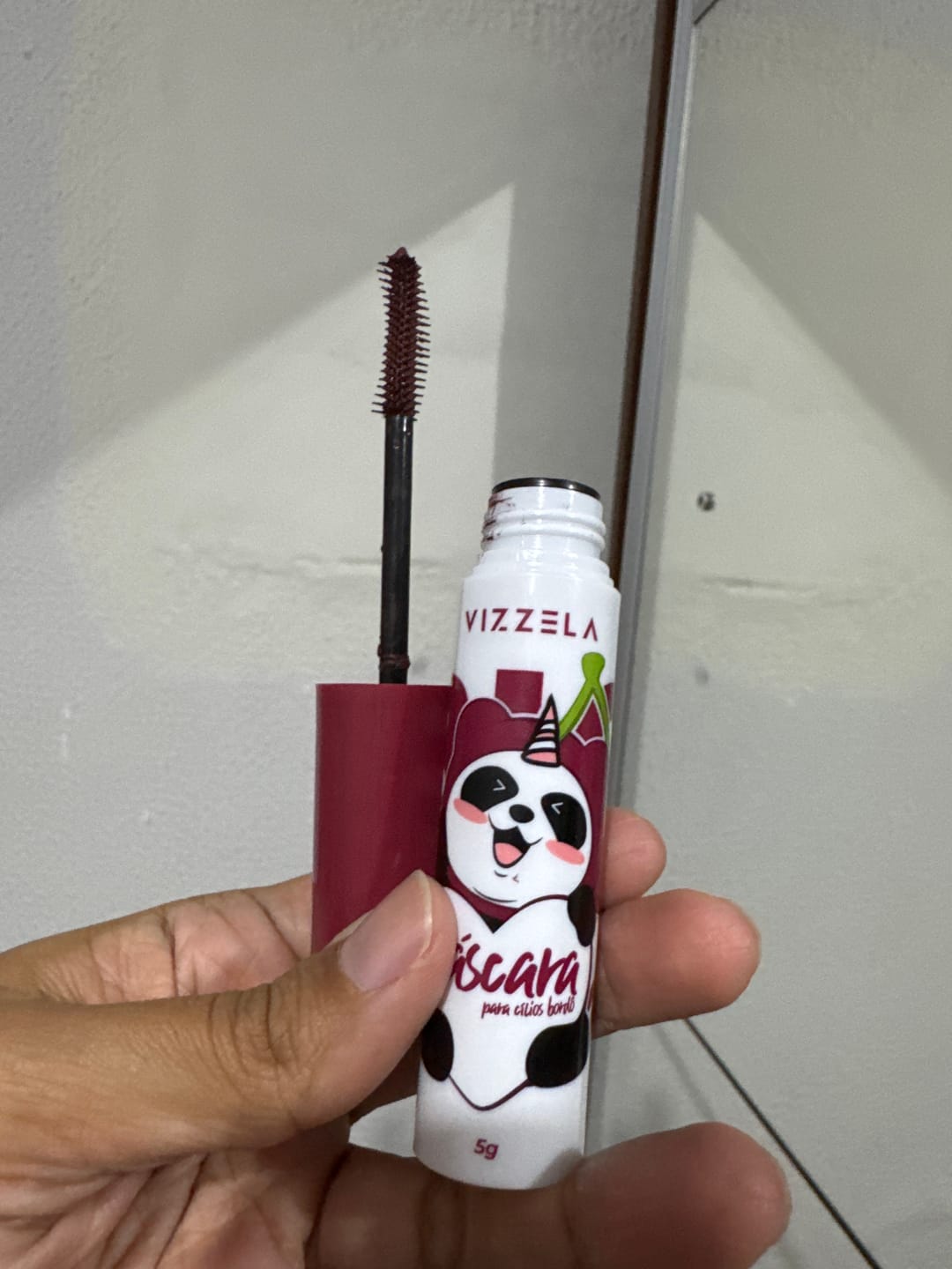 Customer photo review of Máscara para Cílios Big No Panda Cherry - Bordô