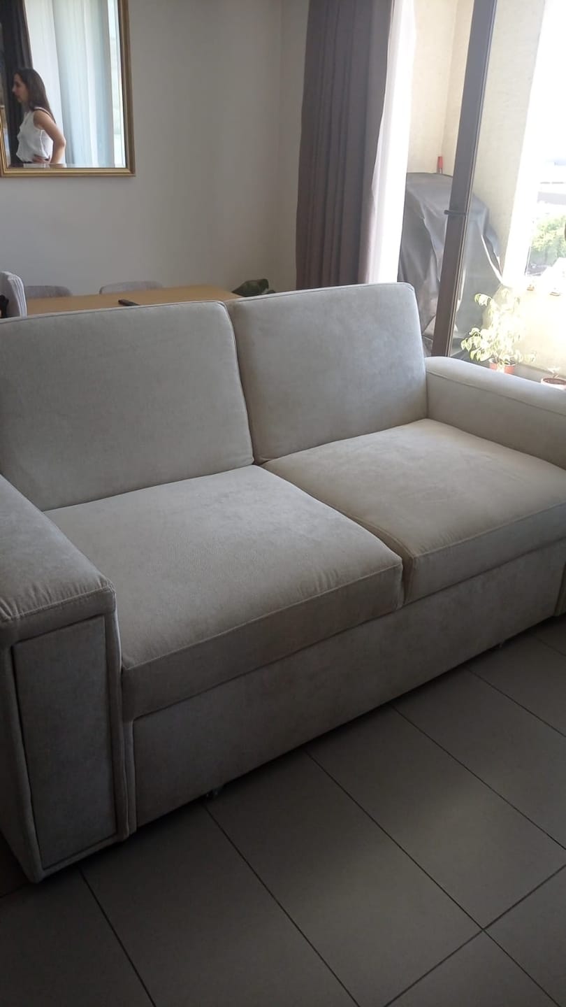 Customer photo review of Sofá cama Vienna