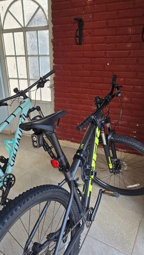 Customer photo review of SEEMEE 200 V3.0 Bike Tail Light