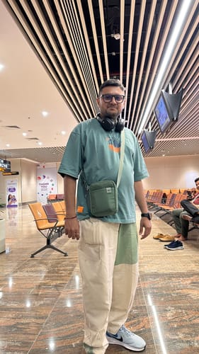 Customer photo review of Zazzy Yoga Pants