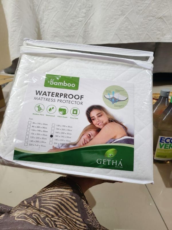 Customer photo review of Bamboo Waterproof Mattress Protector