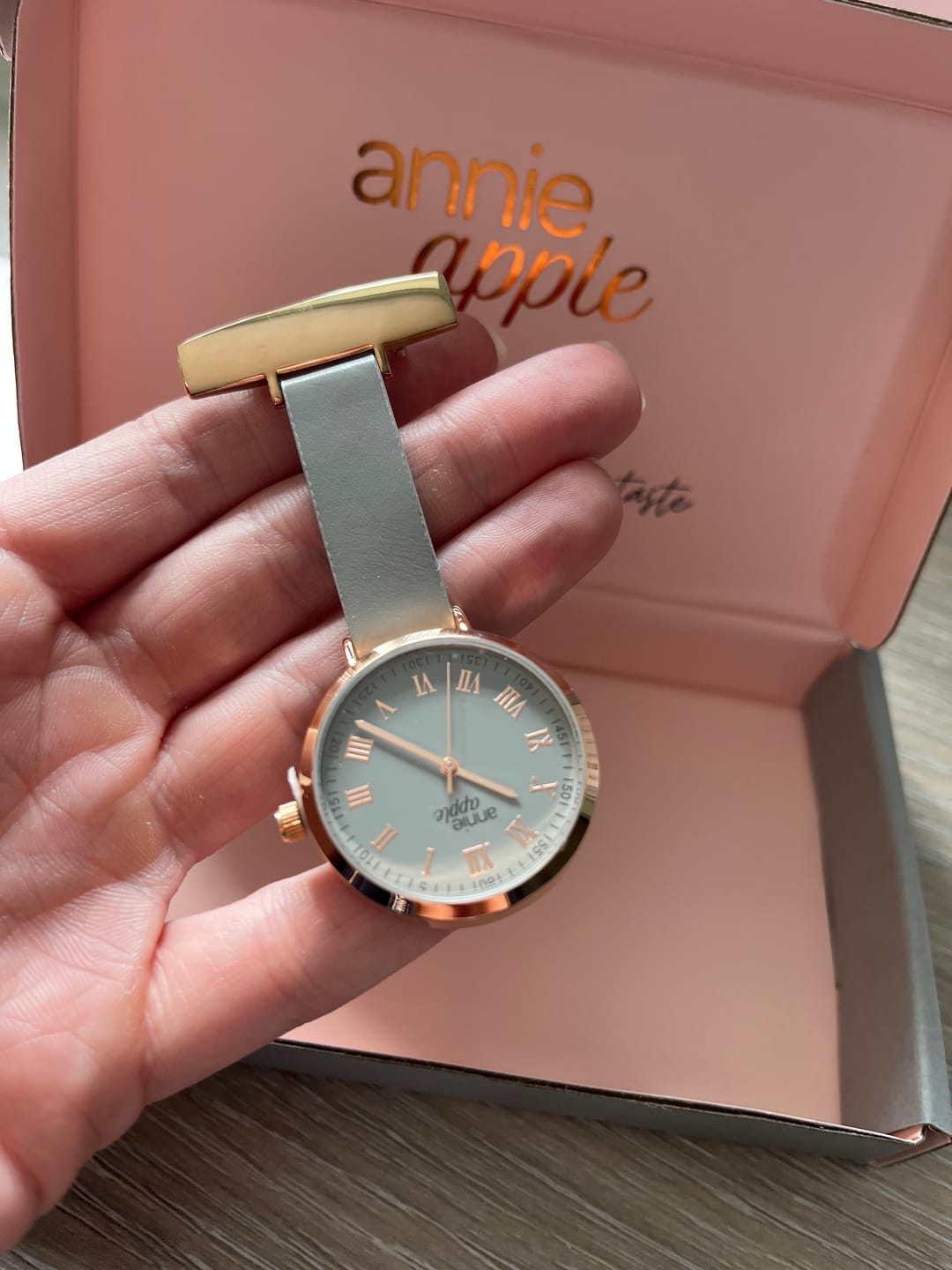 Customer photo review of Meraki Rose Gold/Grey Leather Fob 35