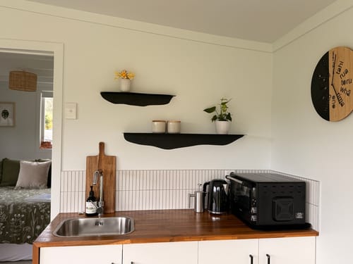 Customer photo review of FOLD Wavy Shelf 950