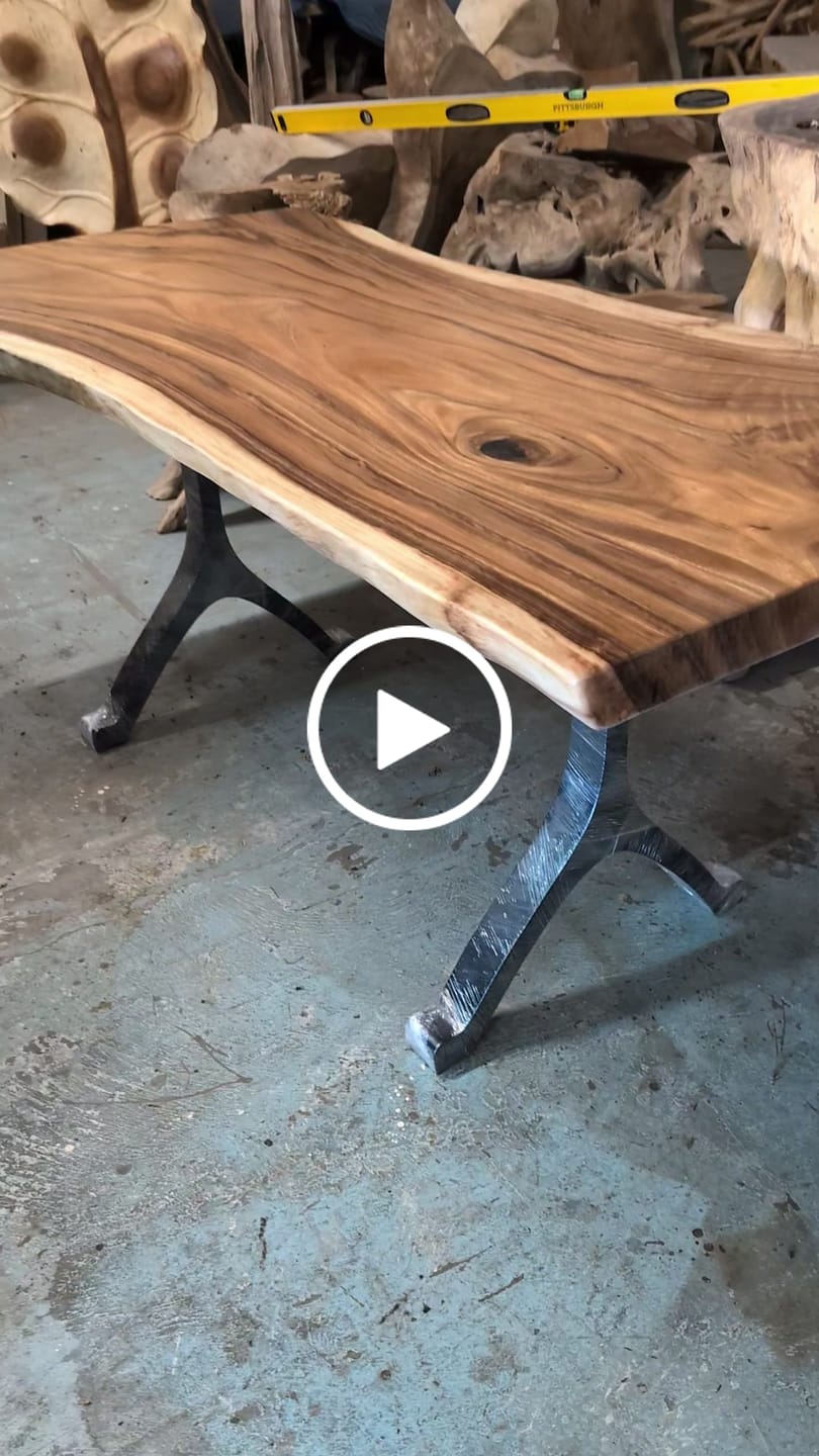Customer video review of Furniture Legs 401 Wishbone 28H Modern Metal Dining Table Legs