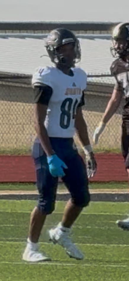 Customer photo review of Phenom Elite VPS5 Adult Football Gloves - Team Colors