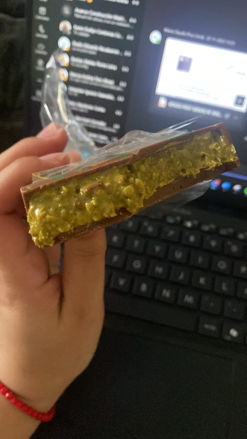 Customer photo review of Tableta Viral de Dubái Leche - Pistacho Habibi