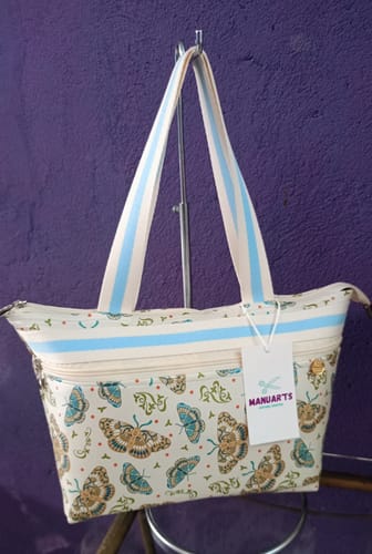 Customer photo review of SINTETICO COLECAO BORBOLETAS PROVENCAL 0.8 COM FUNDO MALHA