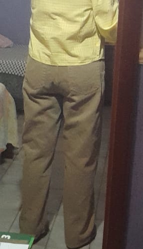 Eva Aparecida V. review of Calça Jeans Reta Araçá Marrom Claro image 1 out of 2