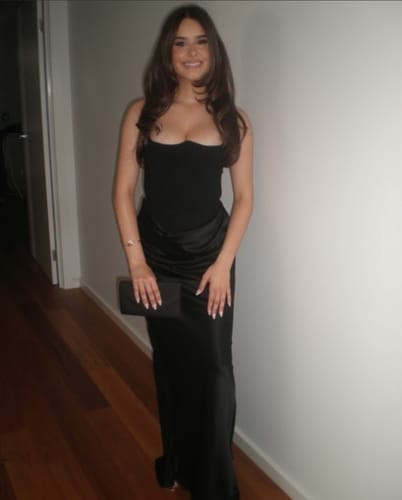 Customer photo review of Rosalind