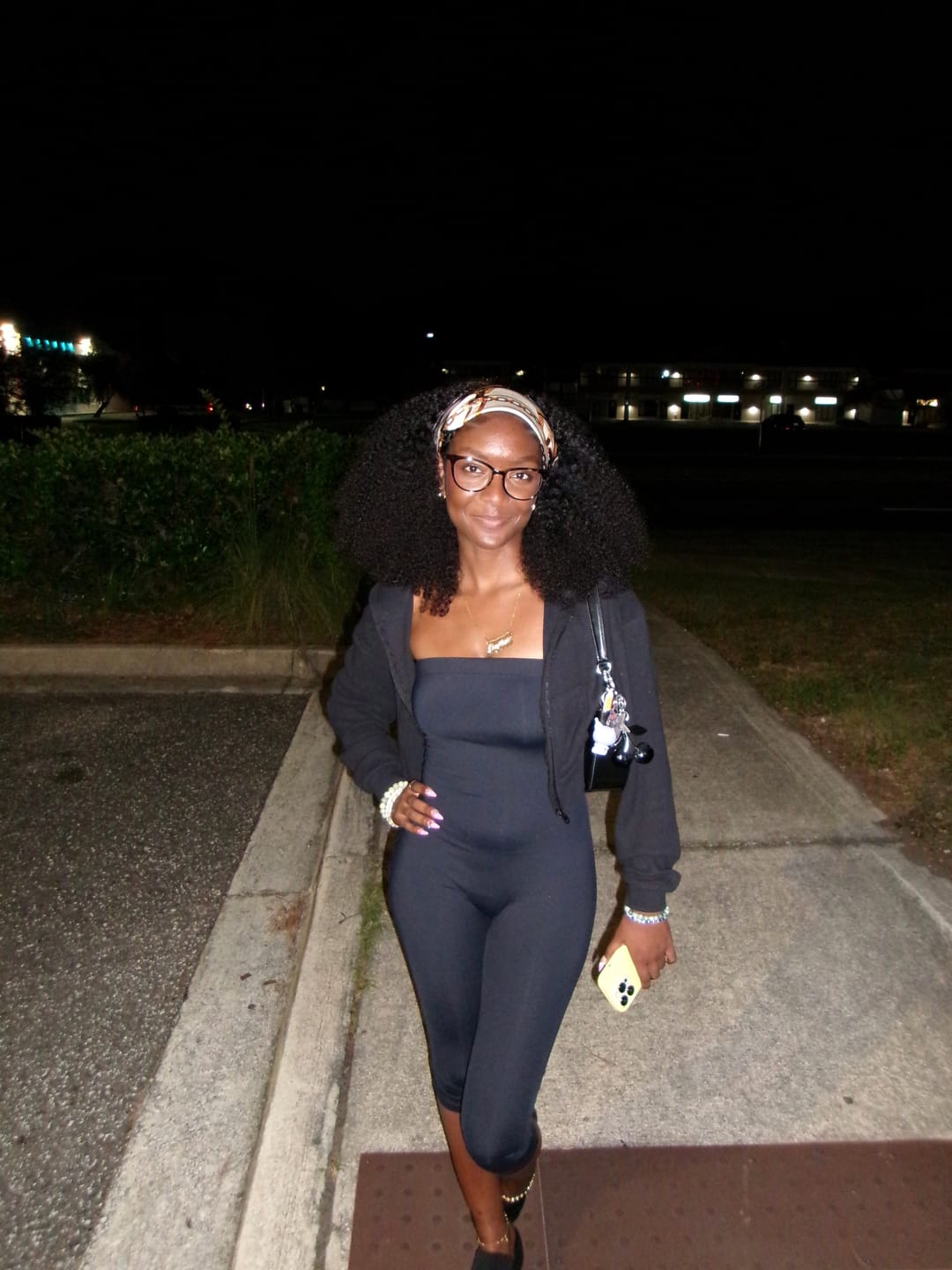 Customer photo review of DANIE CAPRI