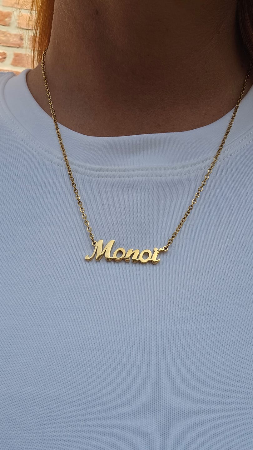 Customer photo review of Collier Personnalisé - MyLittleNecklace