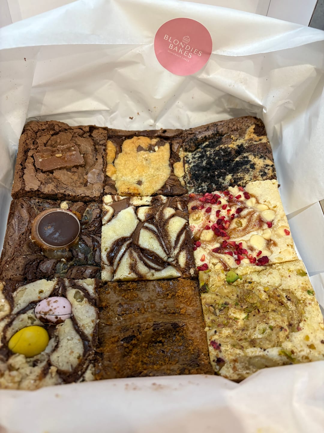 Customer photo review of Brownie & Blondie Mixed Box