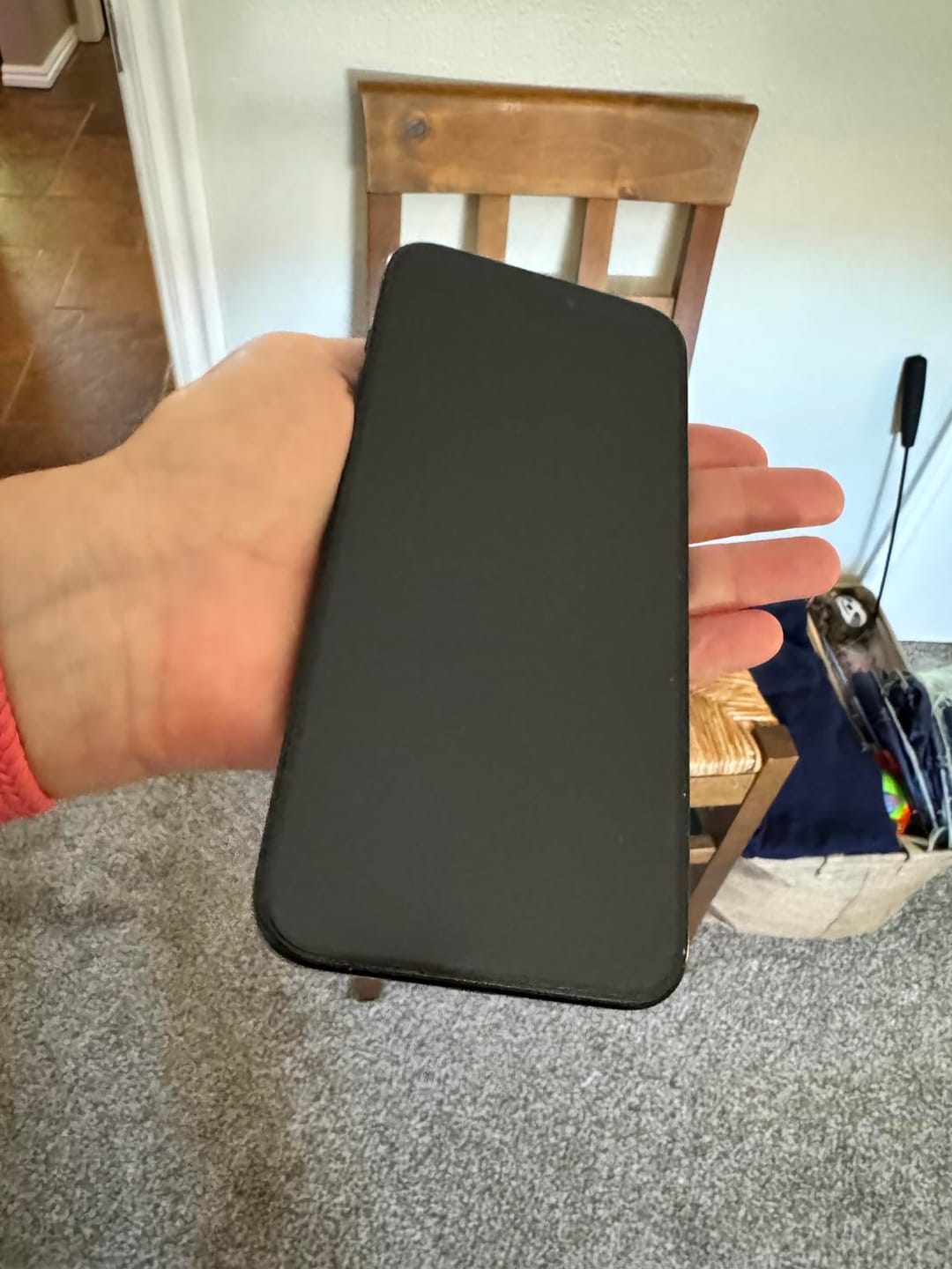 Customer photo review of iPhone 15 Series Premium Screen Protector