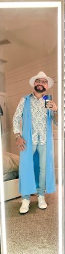 Customer photo review of Mens Textured Irregular Hem Sleeveless Cardigan SKUL05539