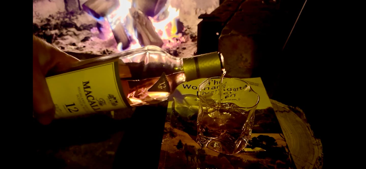 Customer photo review of M&B Whisky Wave Glass Set