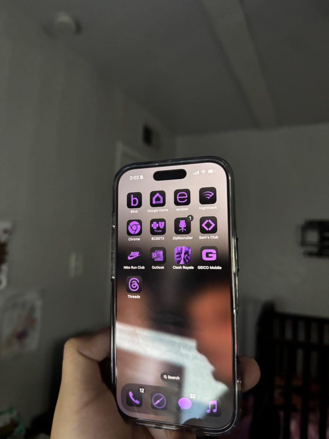 Customer photo review of iPhone 16 Series Privacy Screen Protector