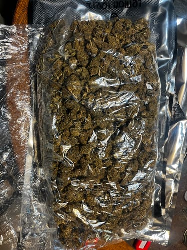 Customer photo review of Lemon Tartz – Budget THCA (Full Size) (Seeded)