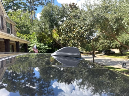 Customer photo review of RAM 2018+/Durango 2014+ Real Carbon Fiber Antenna Cover
