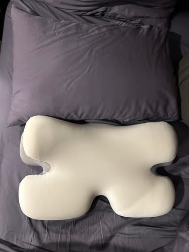 Customer photo review of Contour™ - Cervical Pillow
