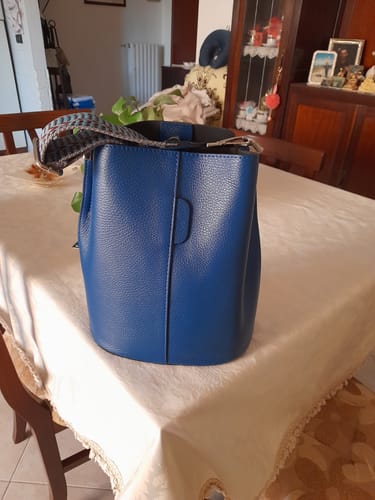 Customer photo review of GIOVANNAL - BLUETTE