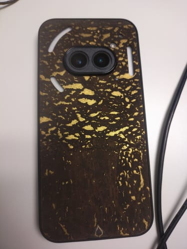 Customer photo review of HIPPU - Puun ja kullan hohtoa kädessäsi