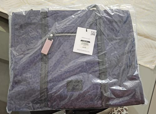 Reseña con foto de un cliente sobre Cartera De Hombro Notebook Office