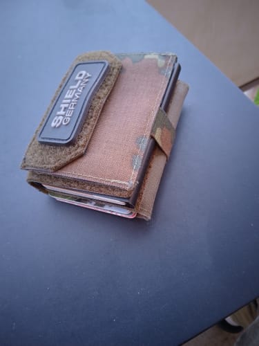 Customer photo review of Tactical Wallet MK2 - 5-Farben Flecktarn