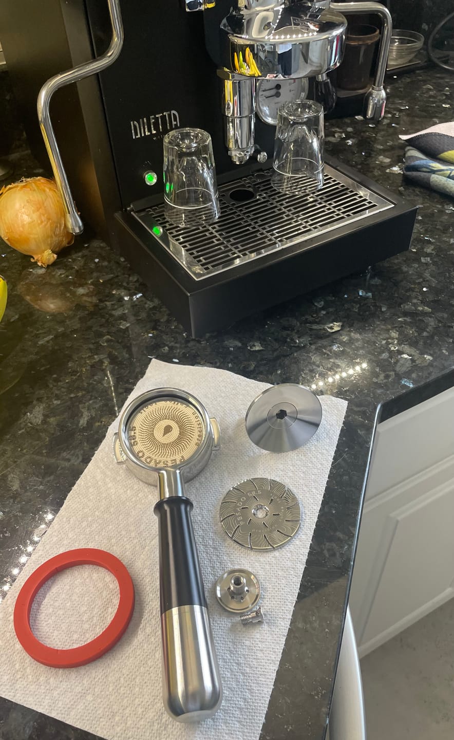 Customer photo review of High Extraction He[%] Filter Baskets for a Fuller Coffee Experience