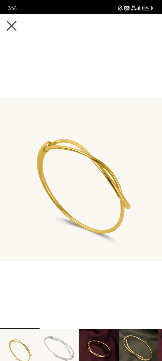 Customer photo review of Stylish Gold Bangle Bracelet