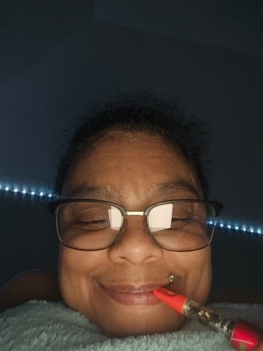 Customer photo review of Formula26 Blue Dream Sativa 510 Thread THC Delta 8 9 THCJD THCP Cartridge 1g