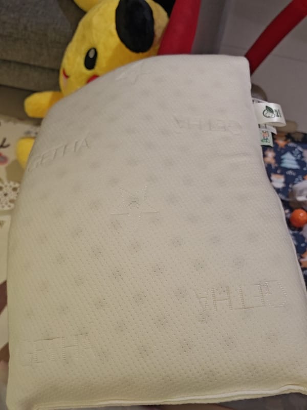 Customer photo review of Getha 100% Natural Latex Baby Pillow