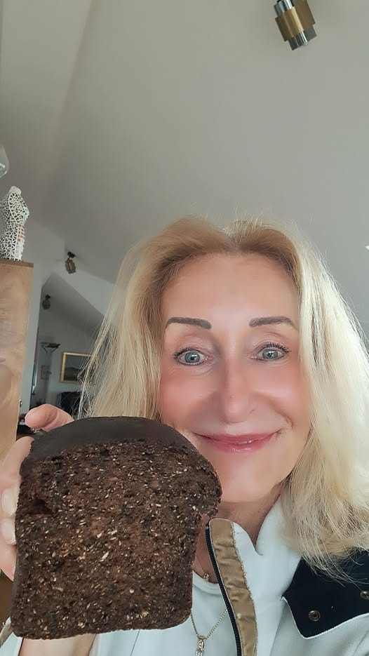 Customer photo review of Cocos-Chlorella-Brötchen