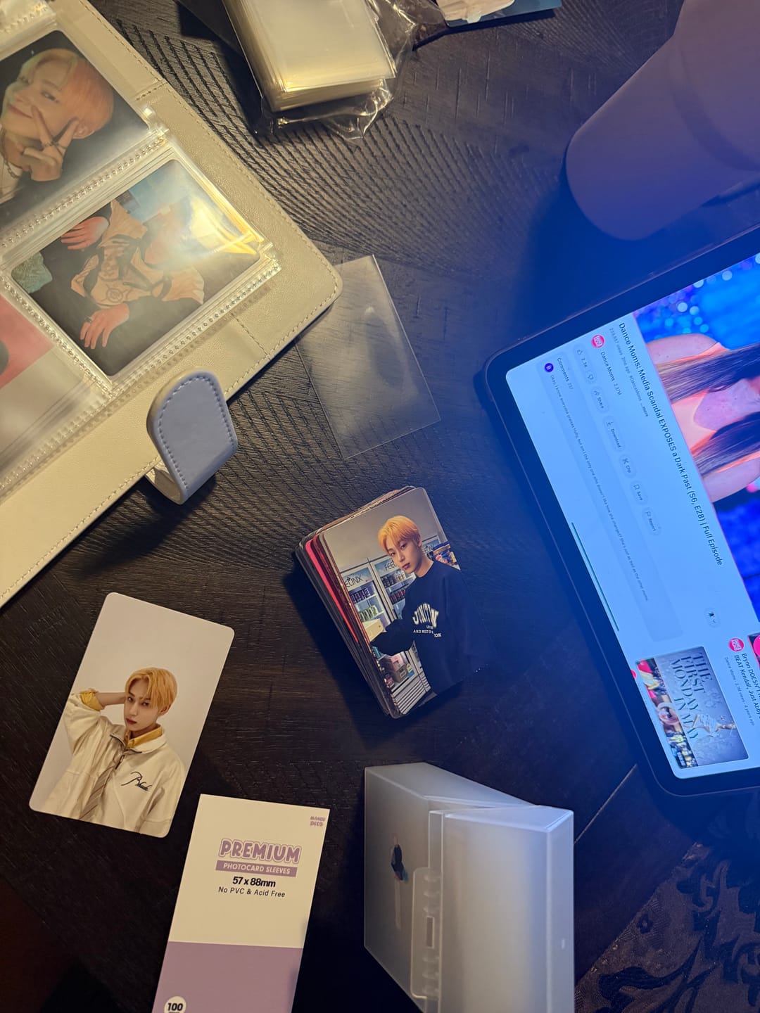 Customer photo review of PREMIUM PHOTOCARD SLEEVES - PINK VERSION (61x91MM)