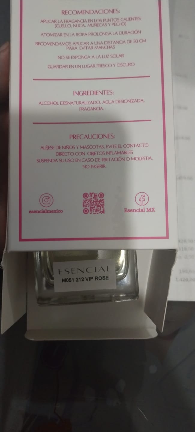 Customer photo review of M051 Inspirado en: 212 VIP Rose - Carolina Herrera