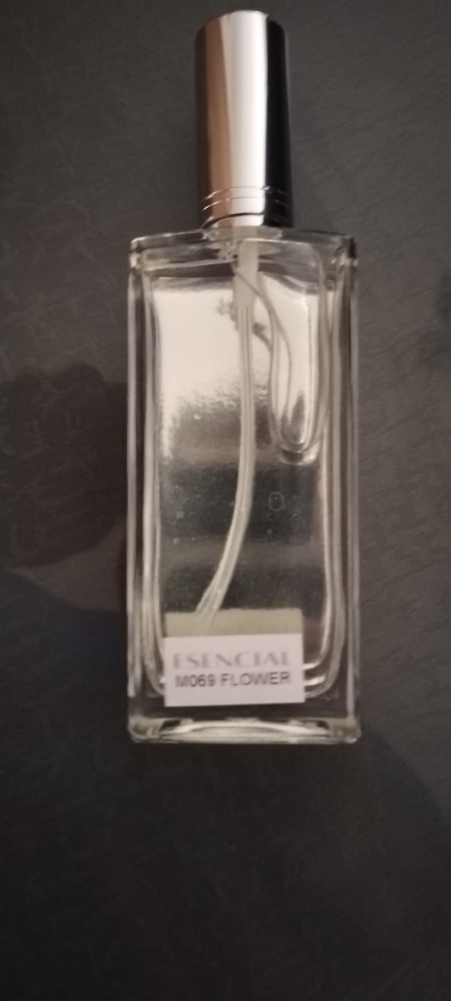Customer photo review of M069 Inspirado en: Flower -Kenzo