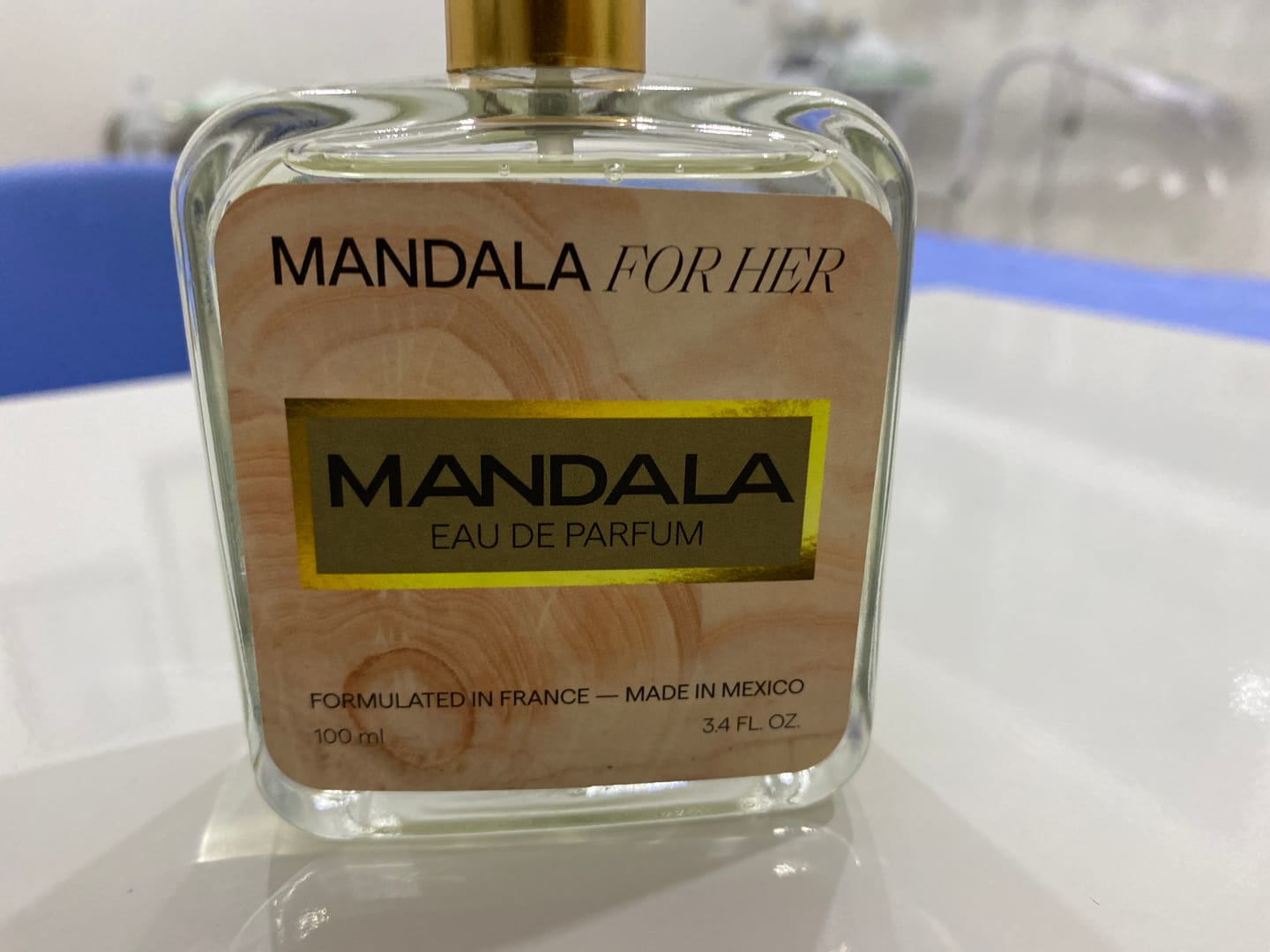 Customer photo review of Modern Muse - Inspirado en VALENTINO DONNA BORN IN ROMA de VALENTINO 100ml-