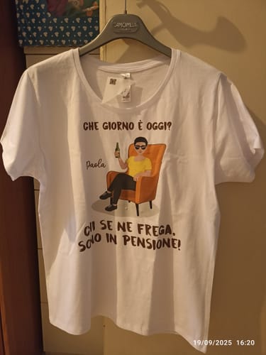 Customer photo review of Felicità da pensione - Maglietta personalizzata per pensionati