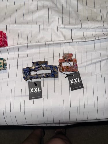 Customer photo review of Hair Claw Mini