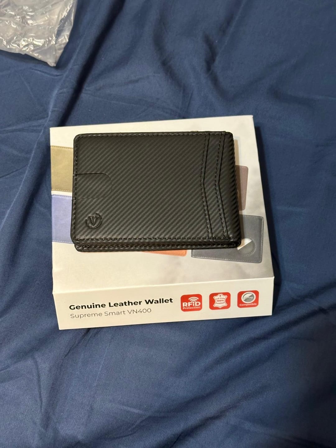 Customer photo review of Supreme Smart VN400 AirTag Wallet