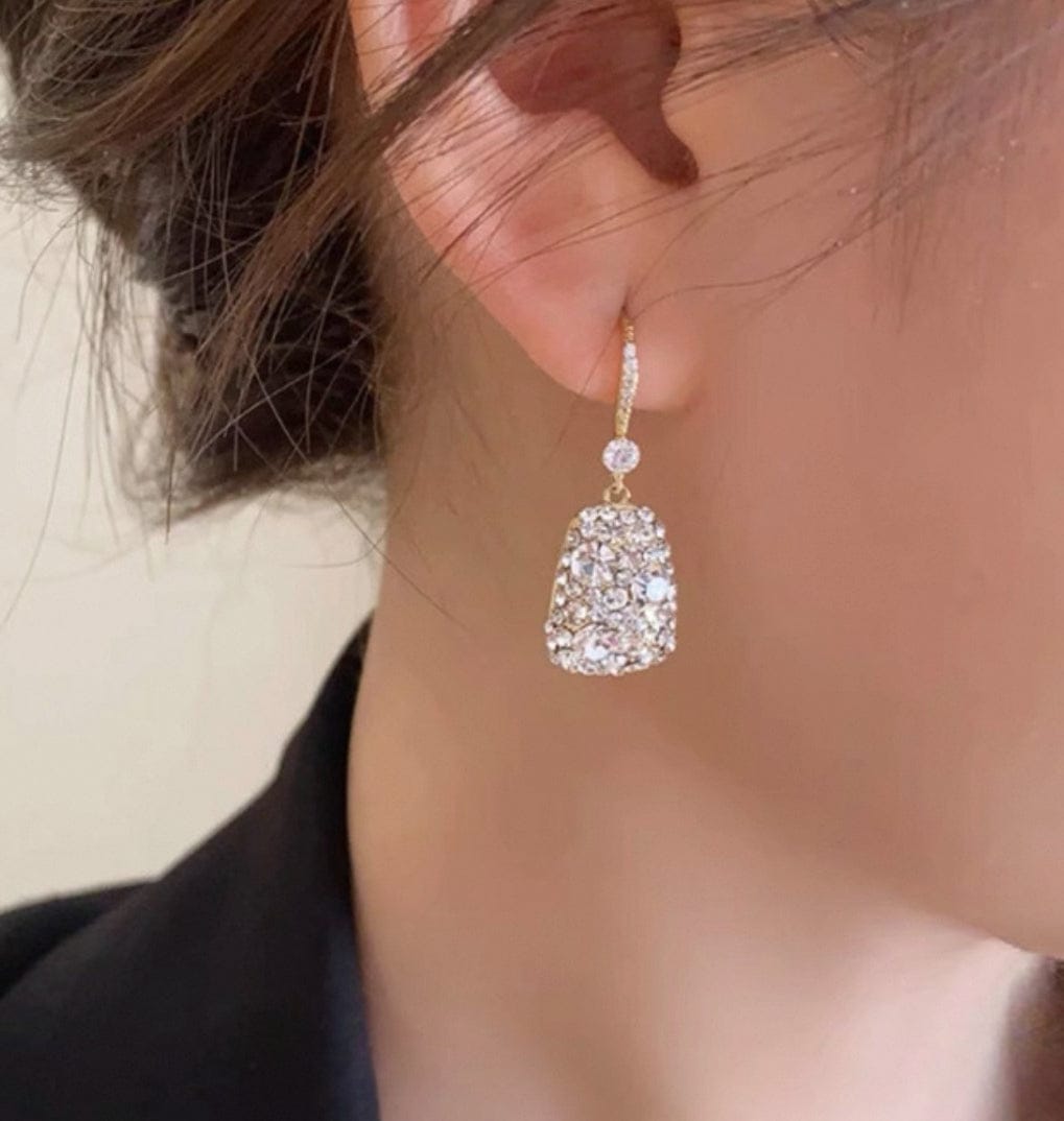 Customer photo review of Saoirse Earrings