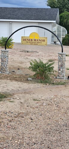Customer photo review of Personalized Metal Farm Sign with Tree and Garrett Farm Name